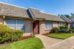 13842 Methuen Green Ln, Dallas, TX 75240