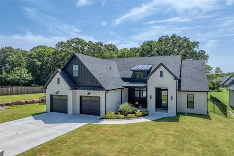 160 Bent Oak Dr, Pottsboro, TX 75076