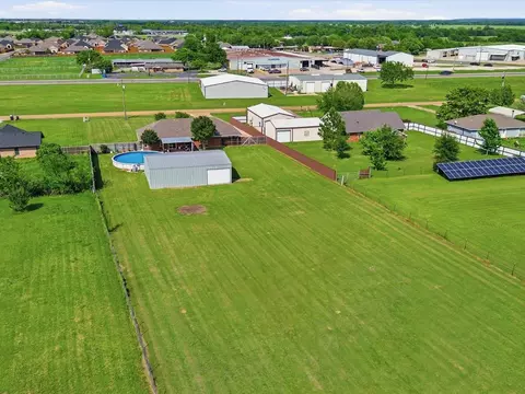 View/Area - 636 Eubank St, Mabank, TX 75147 photo 3 of 4