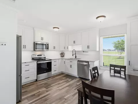 Kitchen - 636 Eubank St, Mabank, TX 75147 photo 1 of 4
