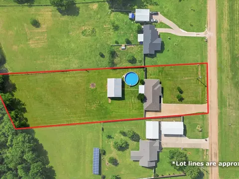636 Eubank St, Mabank, TX 75147