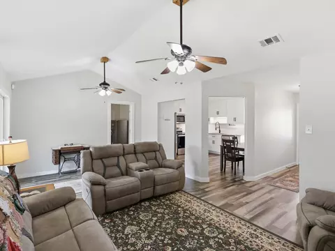 Living - 636 Eubank St, Mabank, TX 75147 photo 5 of 5