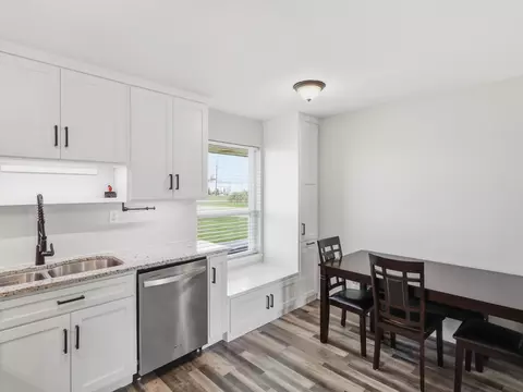 Kitchen - 636 Eubank St, Mabank, TX 75147 photo 4 of 4