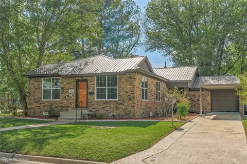 Exterior - 104 3rd St NW, Springhill, LA 71075 photo 3 of 6