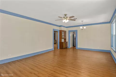Living - 104 3rd St NW, Springhill, LA 71075 photo 2 of 9