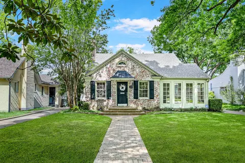 6011 Mccommas Blvd, Dallas, TX 75206
