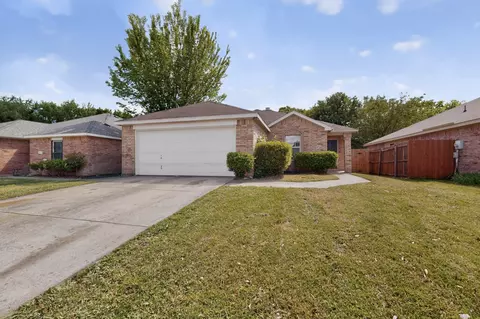 9708 Calle Del Oro Ln, Dallas, TX 75217