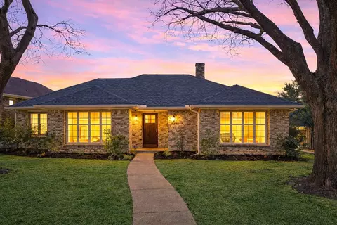 7010 Claybrook Dr, Dallas, TX 75231