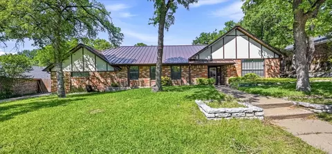 1509 Schumac Ln, Bedford, TX 76022