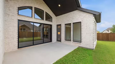 Exterior - 1908 Vantage Dr, Rockwall, TX 75087 photo 2 of 4