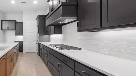 Kitchen - 1908 Vantage Dr, Rockwall, TX 75087 photo 3 of 4