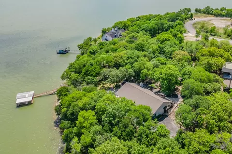 491 Cozy Cove Ct, Chico, TX 76431