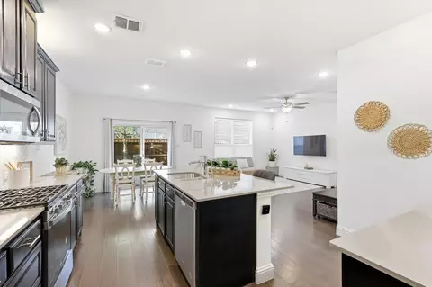 982 Mikaela Dr, Allen, TX 75013