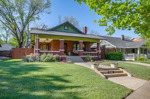 2309 Mistletoe Ave, Fort Worth, TX 76110