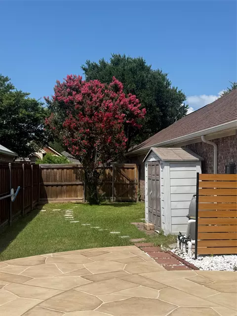 Exterior - 10109 Bent Tree Dr, Rowlett, TX 75089 photo 12 of 12