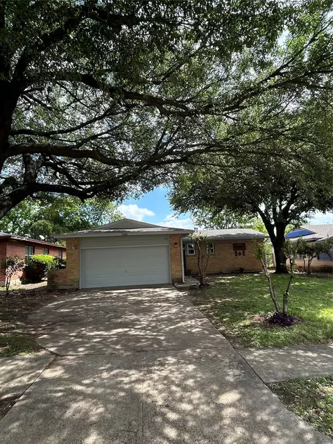 4216 Sun Valley Dr, Dallas, TX 75216