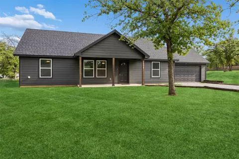 1008 Hereford Dr, Springtown, TX 76082