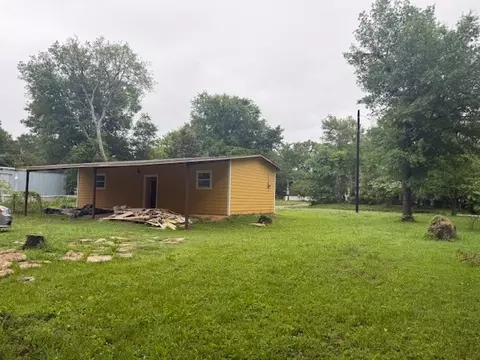 104 N Oak Tree Rd, Kemp, TX 75143