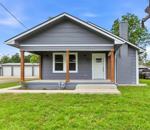 923 Church St, Sulphur Springs, TX 75482