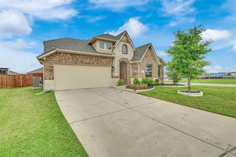 825 Anne Ct, Anna, TX 75409