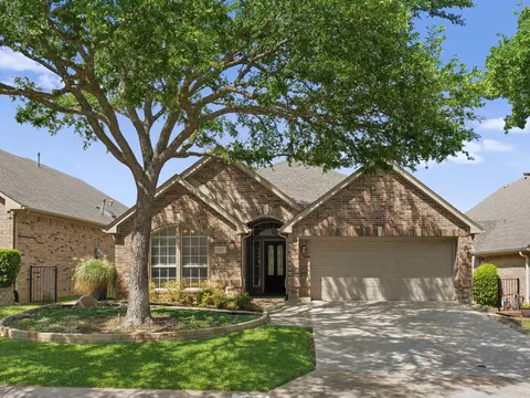 1613 Villa Ct, Corinth, TX 76210