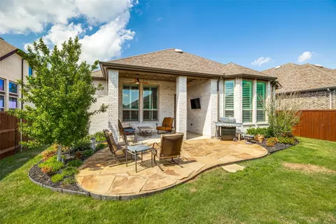 Exterior - 1412 Eclipse Rd, Aubrey, TX 76227 photo 6 of 8