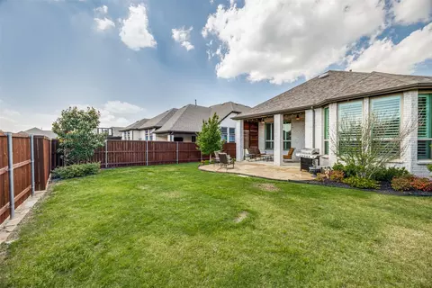 Exterior - 1412 Eclipse Rd, Aubrey, TX 76227 photo 7 of 8