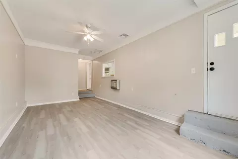 Living - 205 E 7th St, Kaufman, TX 75142 photo 5 of 6