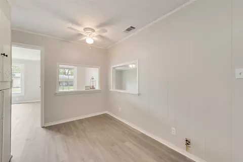 Dining - 205 E 7th St, Kaufman, TX 75142 photo 1 of 1