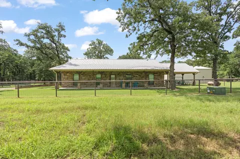 1338 Fm 67, Covington, TX 76636