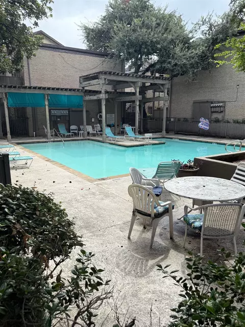 10440 High Hollows Dr #146, Dallas, TX 75230