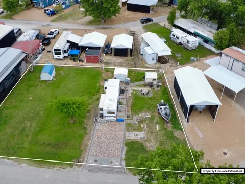 2065 Pelican Isle Dr, Kerens, TX 75144