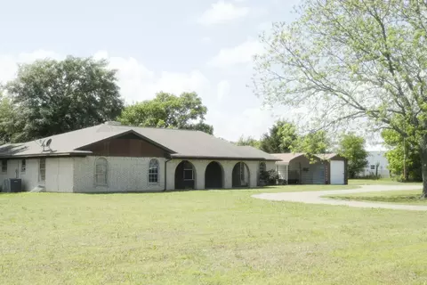 8348 Fm 2860, Oak Grove, TX 75142