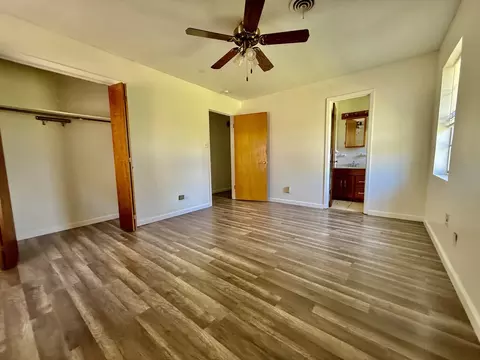 Bedroom - 1114 Davis St, Cleburne, TX 76033 photo 2 of 3