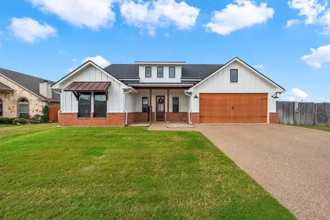 394 Cavitt Ct, Robinson, TX 76706