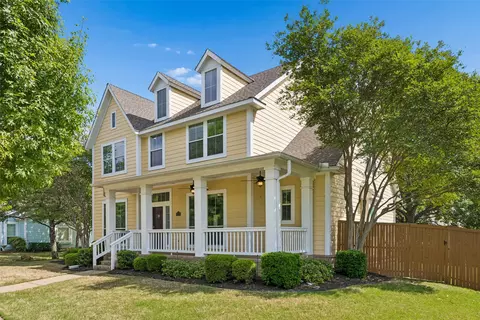 8120 Bridge St, North Richland Hills, TX 76180