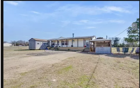865 County Road 3534 Rd, Saltillo, TX 75478