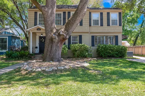 3541 Greenway Pl, Shreveport, LA 71105