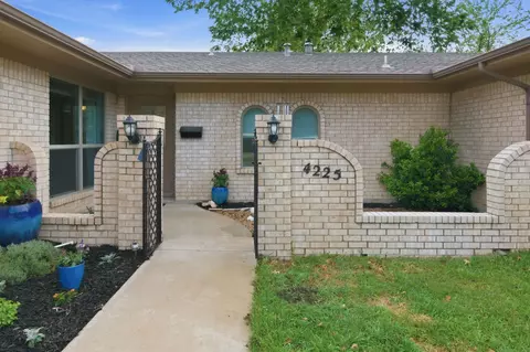 4225 Dawn Dr, Benbrook, TX 76116