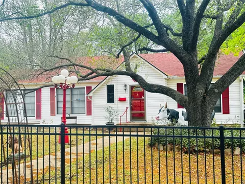 3300 Lasker Ave, Waco, TX 76707