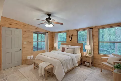 Bedroom - 1267 Johnson Rd, Doyline, LA 71023 photo 4 of 4