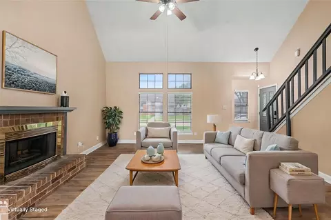 6832 Younger Dr, The Colony, TX 75056