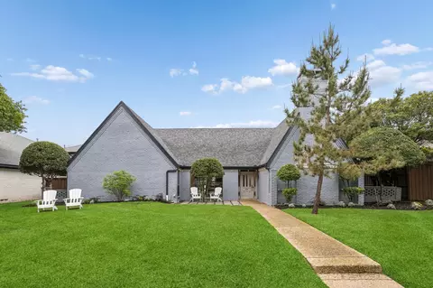 9216 Middle Glen Dr, Dallas, TX 75243