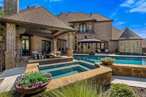 1113 Venetian St, Keller, TX 76262