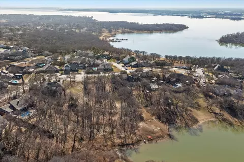 25 Royal Oaks Blvd # R, Hickory Creek, TX 75065