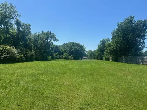 Other - 415 E Burks St, Pilot Point, TX 76258 photo 1 of 2