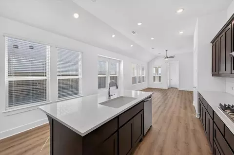 Kitchen - 1653 Cornwall Ave, Haslet, TX 76052 photo 4 of 5