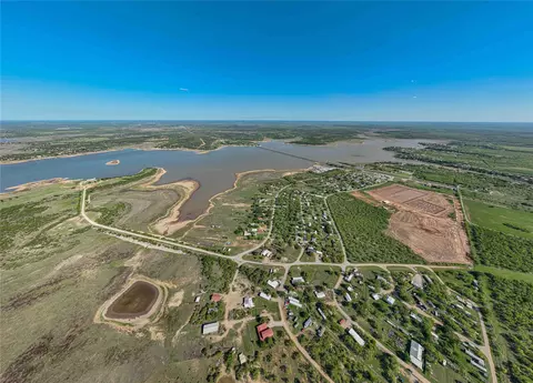 674 Water District Road 214, Breckenridge, TX 76424