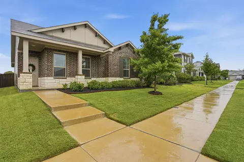 2820 Bursera Ln, Fort Worth, TX 76108