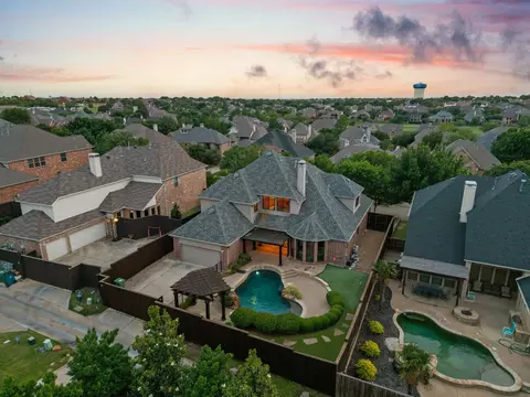 1209 Dame Susan Ln, Lewisville, TX 75056